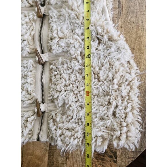 Anthropologie Faux Shearling Fur Vest Toggle Sherpa Teddy Sweater Women's Size S - Picture 13 of 13